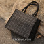 کیف زنانه 4940 چهارخانه طوسی 